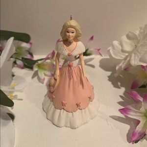 Barbie ornament 1997